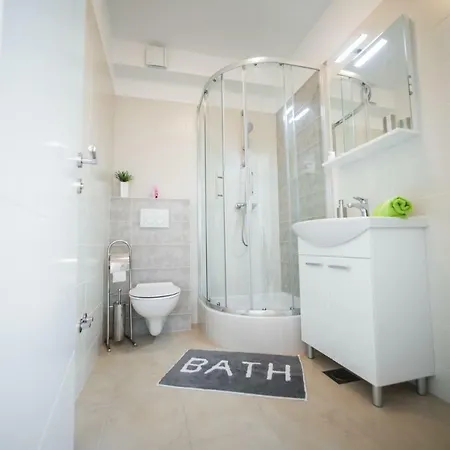 Mobile Lovre Blaz Holiday park Pakostane