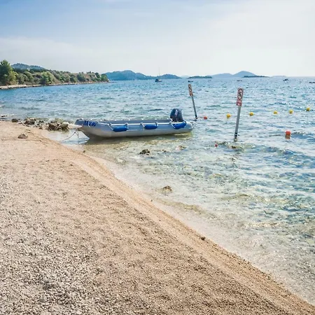 Mobile Lovre Blaz Pakoštane
